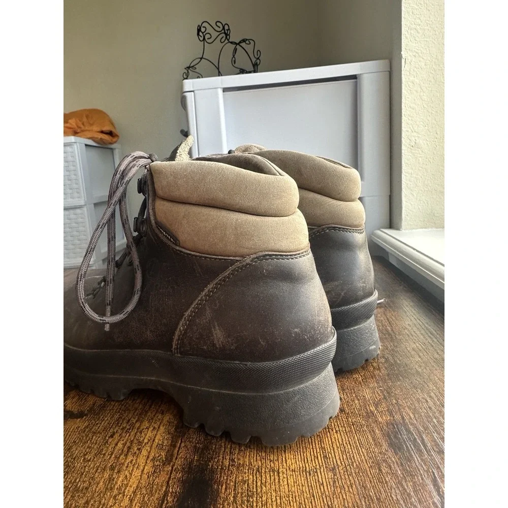Vintage Leather Scarpa Unisex Boots